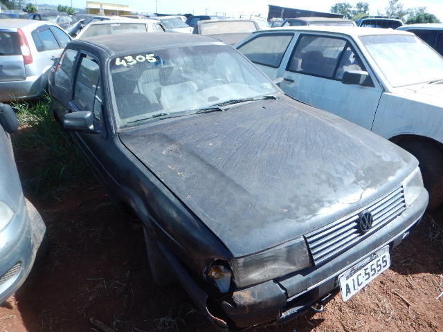 VW SANTANA GLS 2000